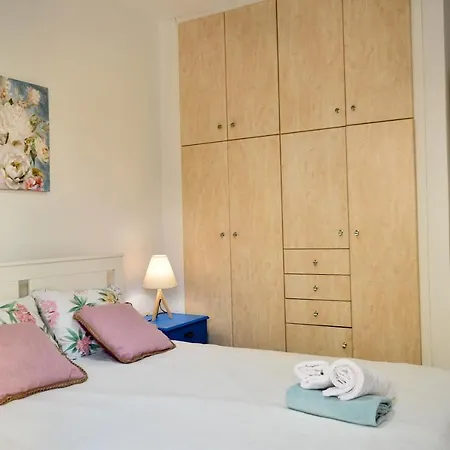 Apartamento Blooming Calamata